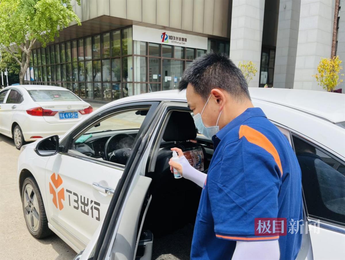 极目体验，高温下记者与网约车司机一起接单跑车