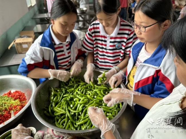 7e0b56b0645a69ef887b7399a03adb06_650X487_20251028163026